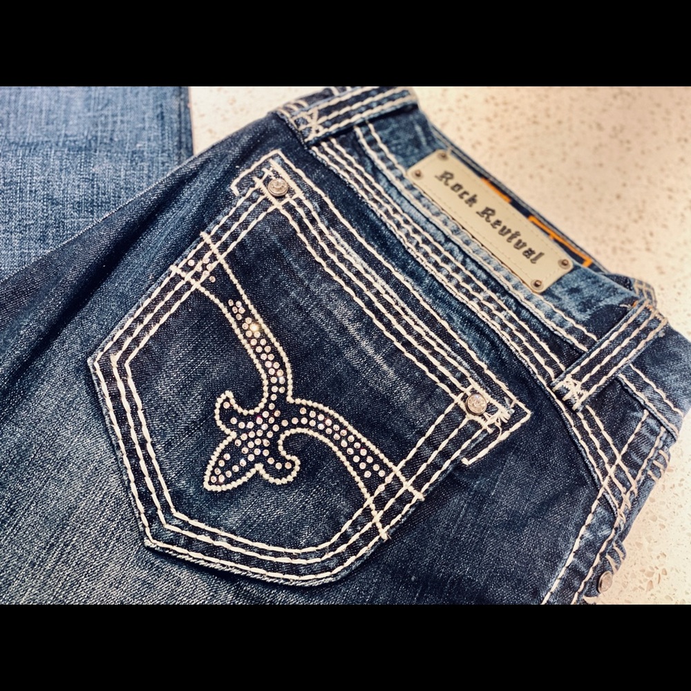 Women’s Rock Revival Jeans - Liz Easy Boot - Sz 34